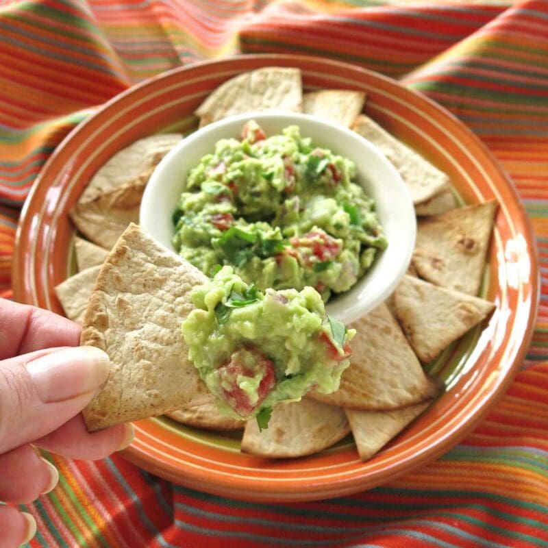 Read more about the article Homemade Low-Carb Tortilla Chips: A Guilt-Free Snack Recipe